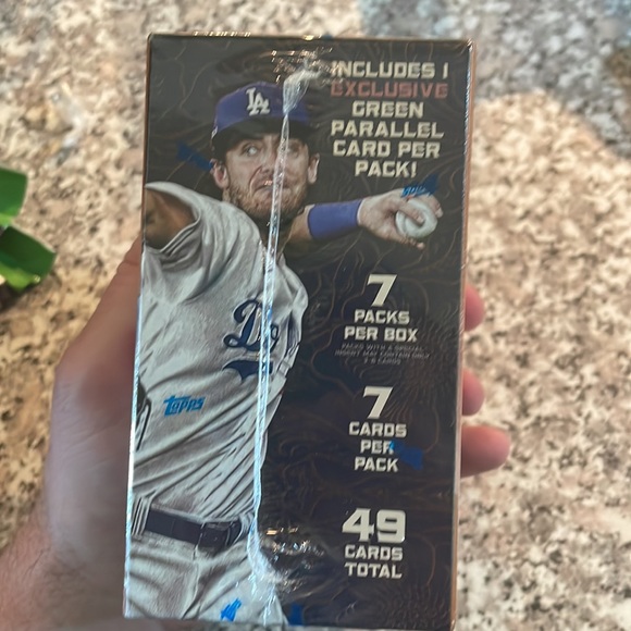 Topps 2021 MLB Gypsy Queen blaster box 7 packs inside - Picture 2 of 3